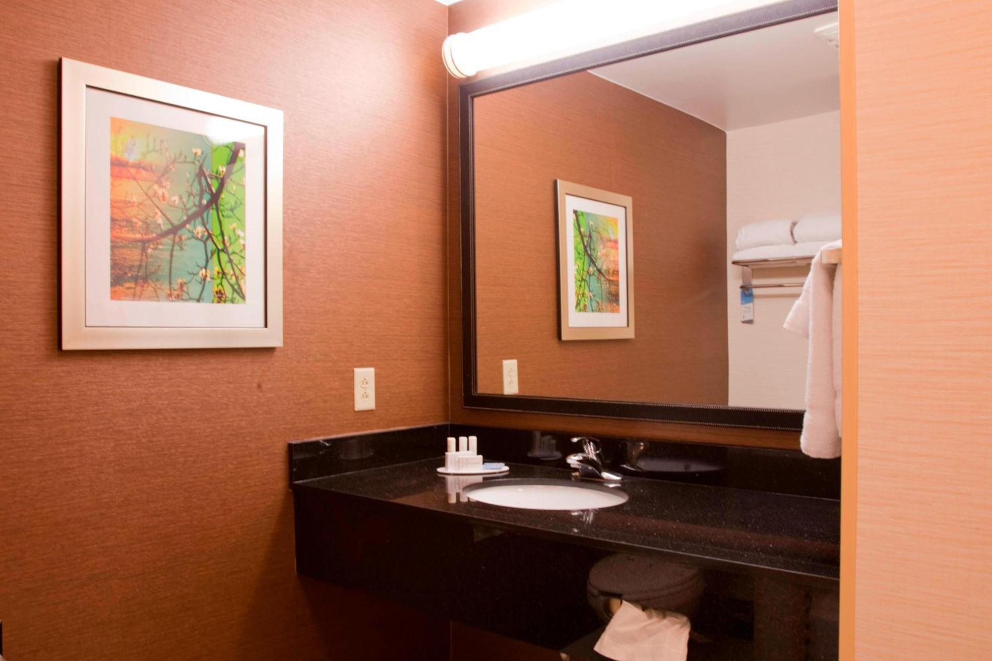 Fairfield Inn & Suites Bedford Extérieur photo